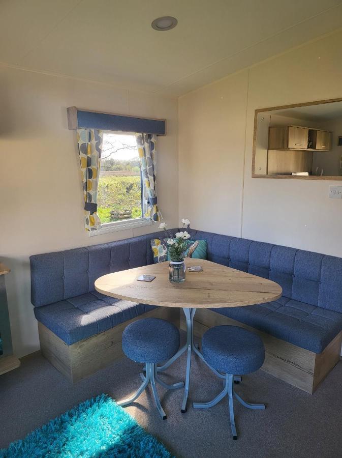 Blackmoor Farm - Caravan 6 Ludchurch Exterior foto